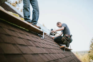Local Roofers in Parkdale, MO